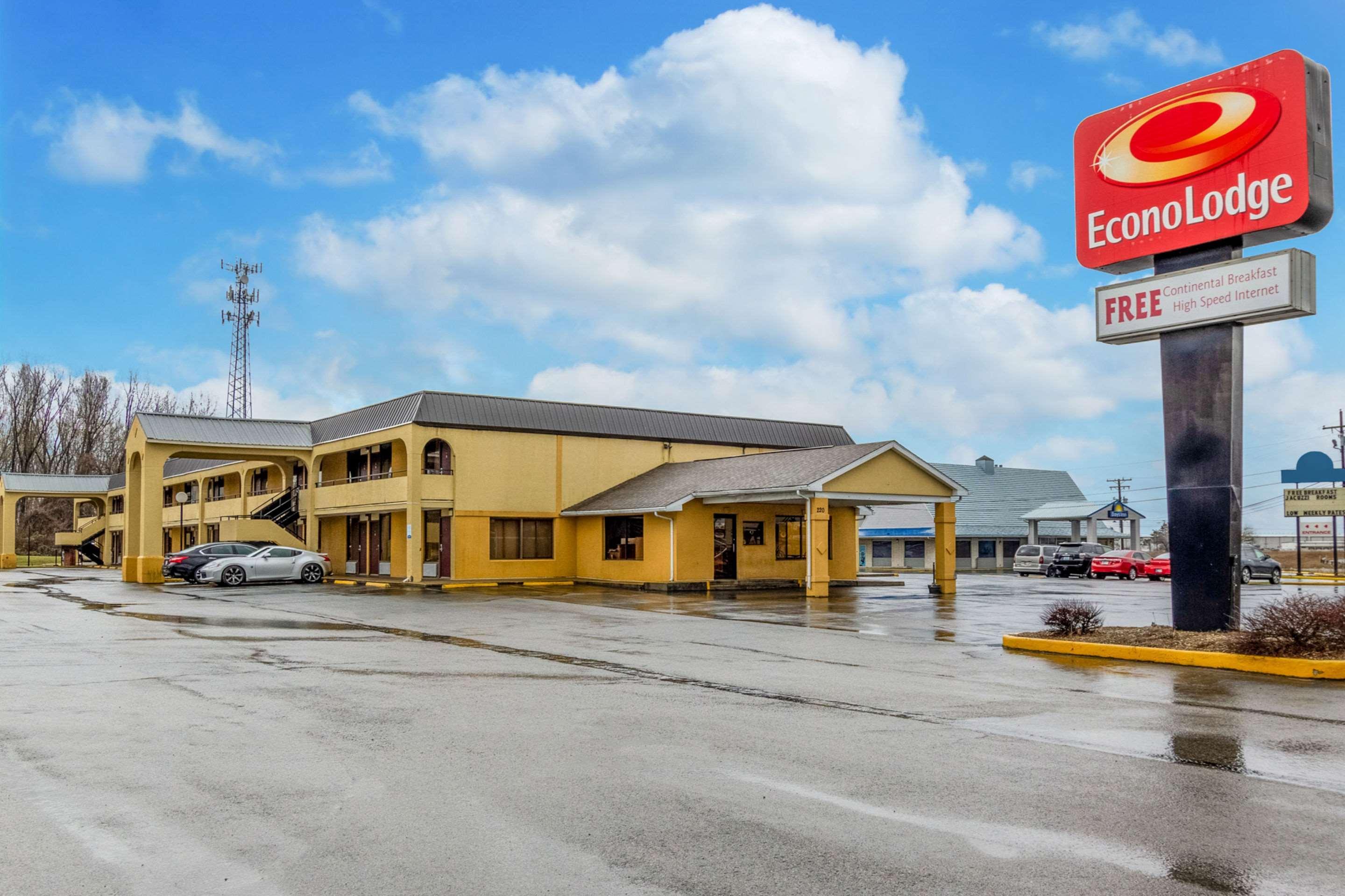Econo Lodge Seymour Exterior photo